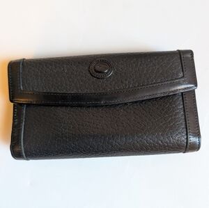 Dooney & Bourke vintage  Black Leather Wallet In VGUC